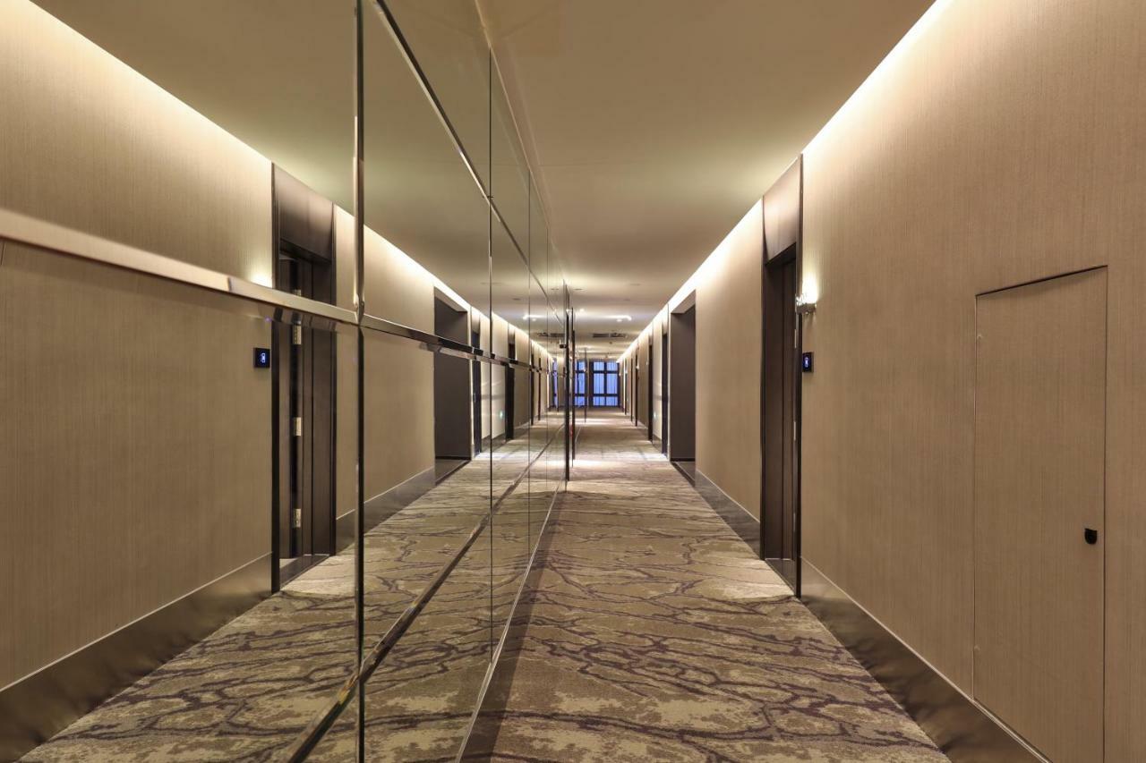 Orange Hotel Shanghai Pudong Airport Экстерьер фото